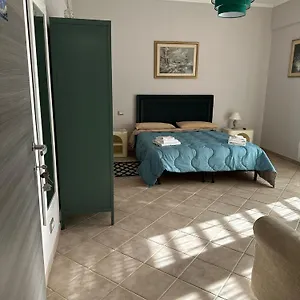  Bed & Breakfast Le Quattro Lune, Centro Italy